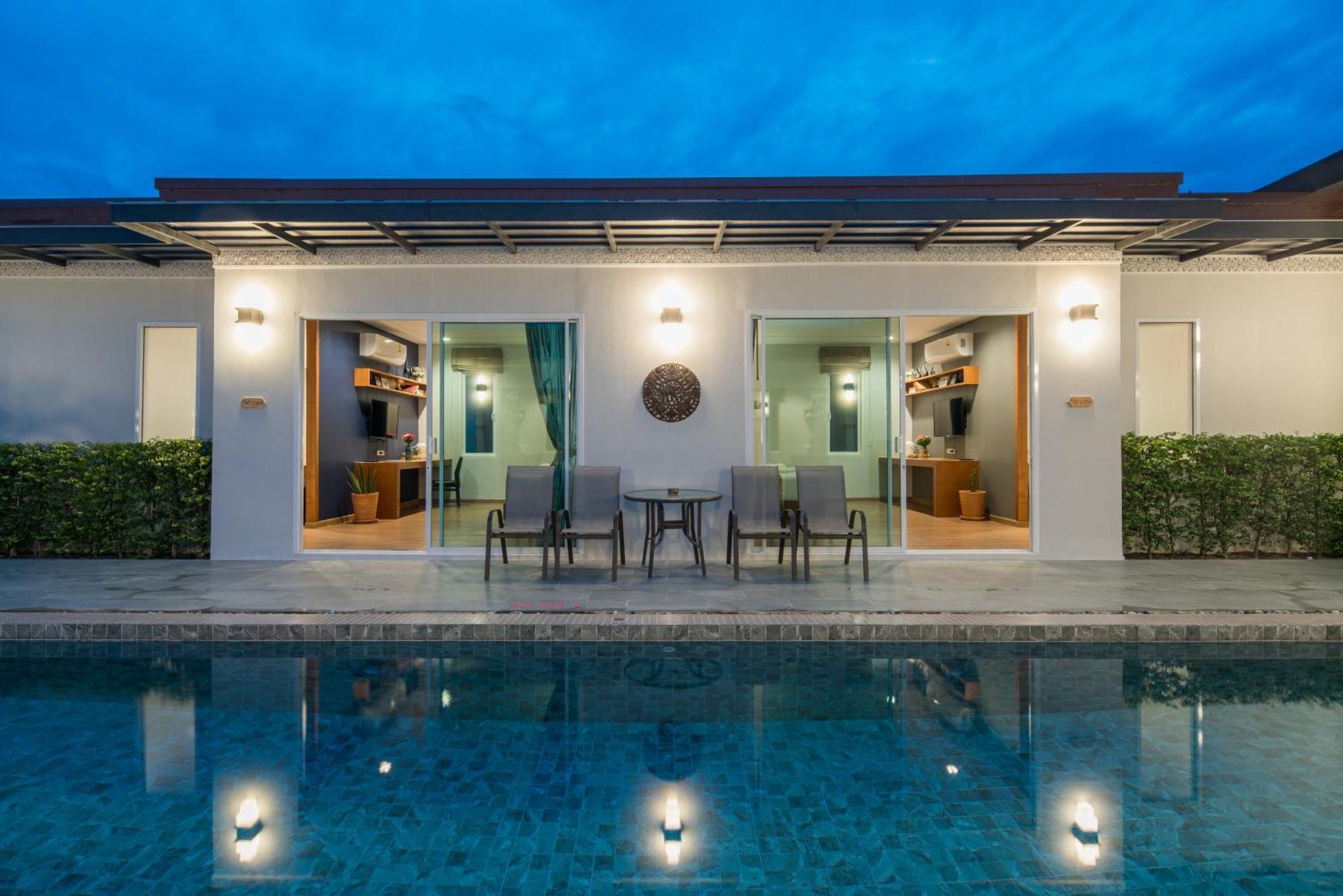 Phuket La Siesta Pool Villas & Pool Access Rooms Nai Harn Экстерьер фото